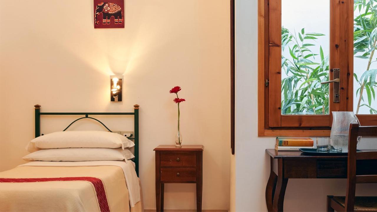 Cagliari Novecento Hotel Kültér fotó