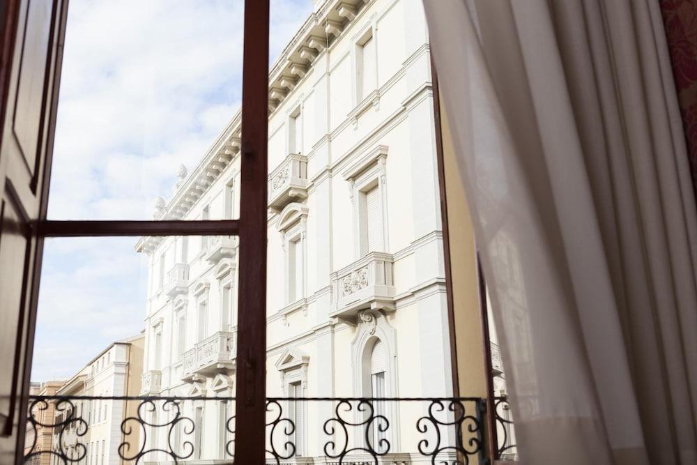 Cagliari Novecento Hotel Kültér fotó